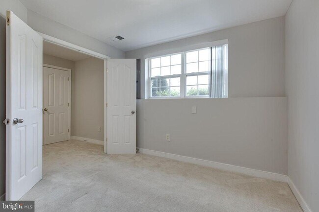 Building Photo - 1207 Pear Blossum Ct