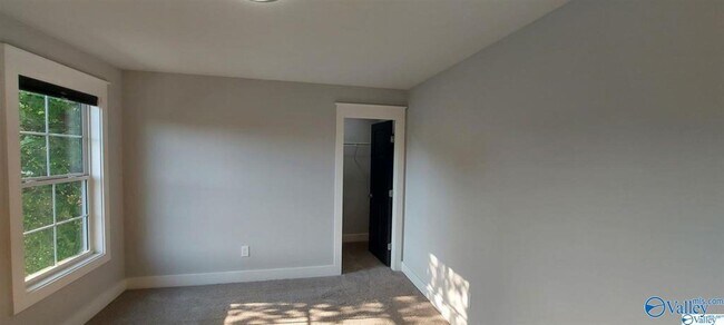 Building Photo - 1213 Rison Ave NE