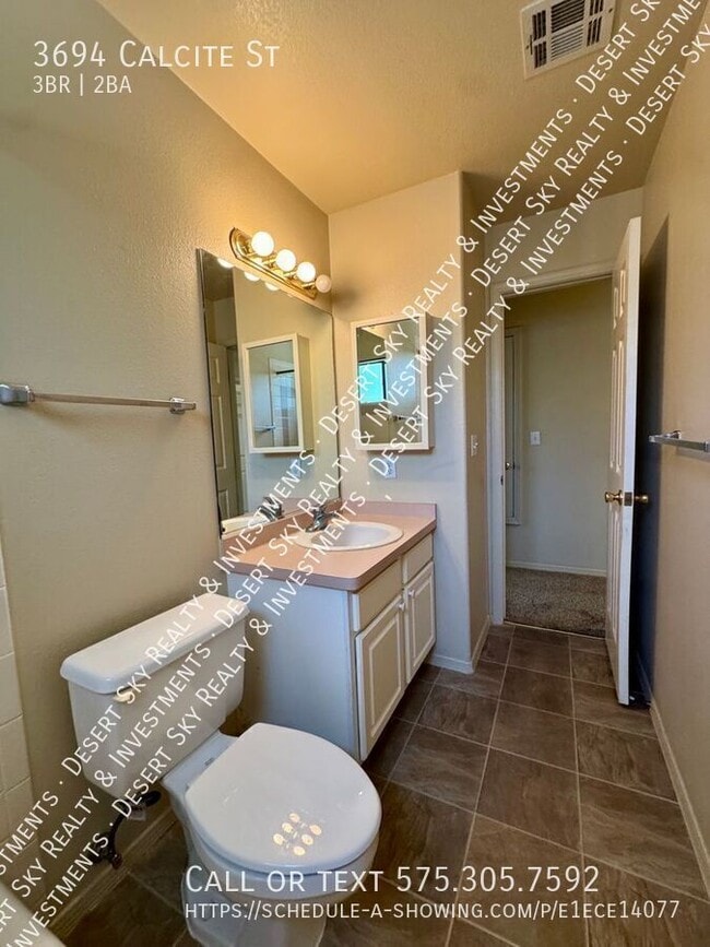 Building Photo - 3694 Calcite St