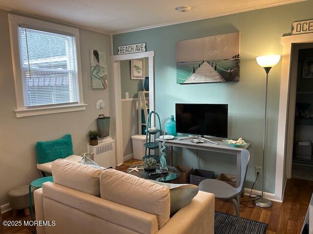 Primary Photo - 65 Mt Hermon Way