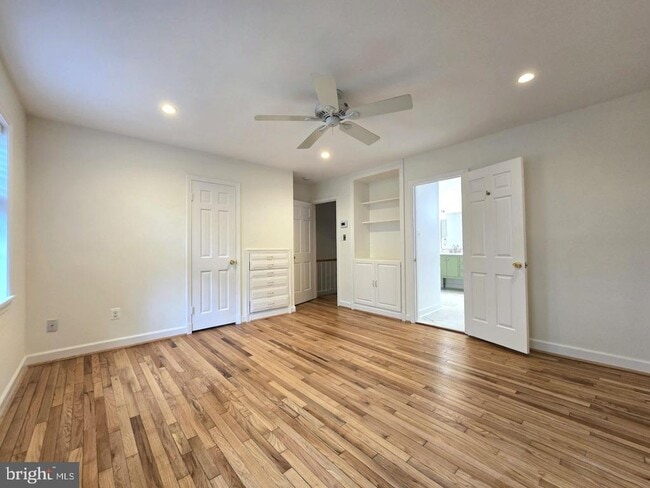 Building Photo - 5135 Westbard Ave
