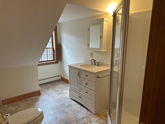 Building Photo - 108 S Bennington Rd