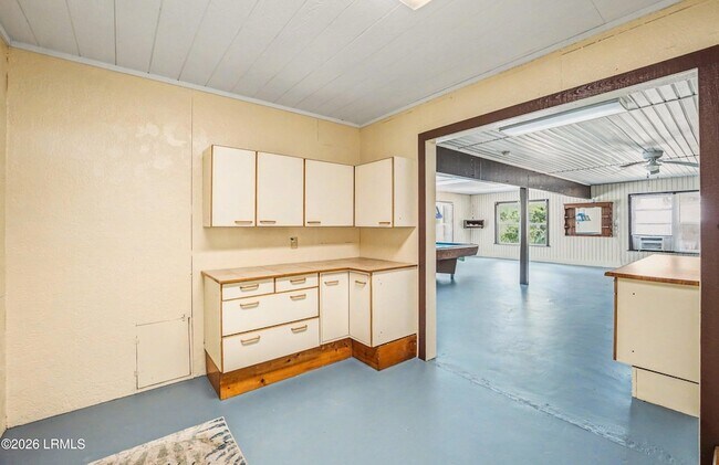 Building Photo - 1812 Dolphin Row Dr