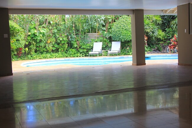 Building Photo - 4505 Kolohala St
