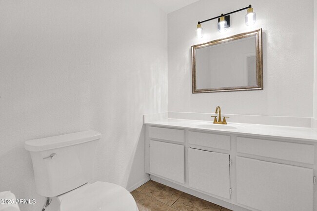 Building Photo - 3623 E Oraibi Dr