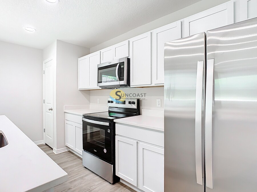 Building Photo - 3821 SW 43rd Ct