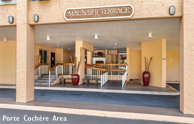 Building Photo - 1031 Maunaihi Pl