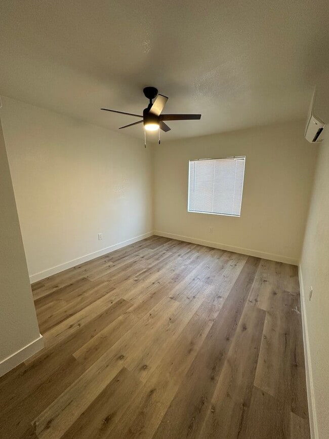 Building Photo - Charmingly remodeled