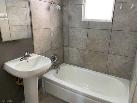 Building Photo - 312 W Cleveland Ave