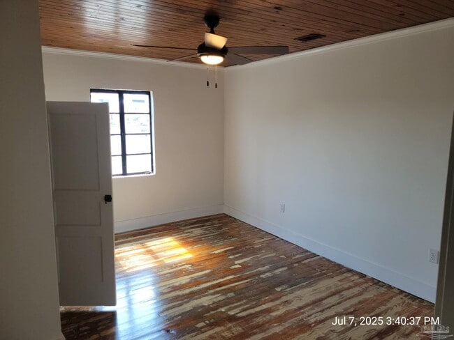 Building Photo - 4117 Barrancas Ave