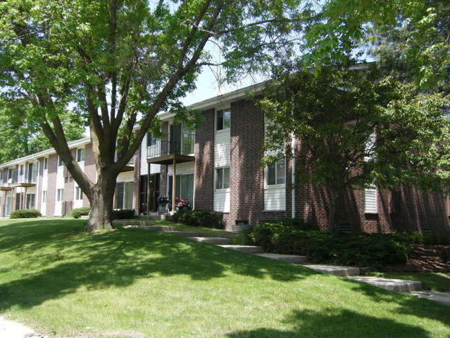 Building Photo - Valley Forge Apartments