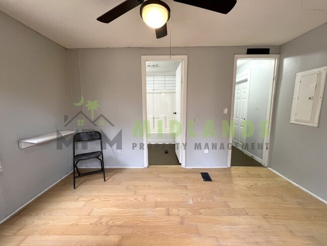 Building Photo - 240 Rister Rd