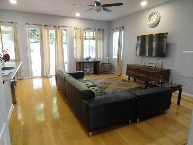 Building Photo - 2199 Carol Ann Dr