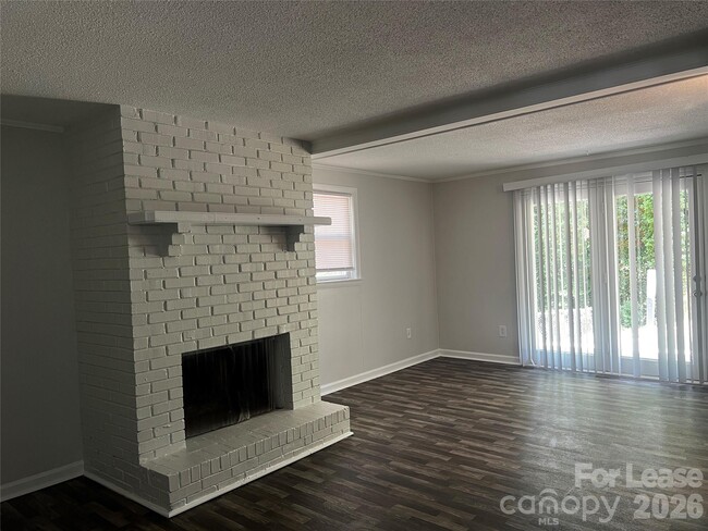Building Photo - 430 Westham Ridge Rd