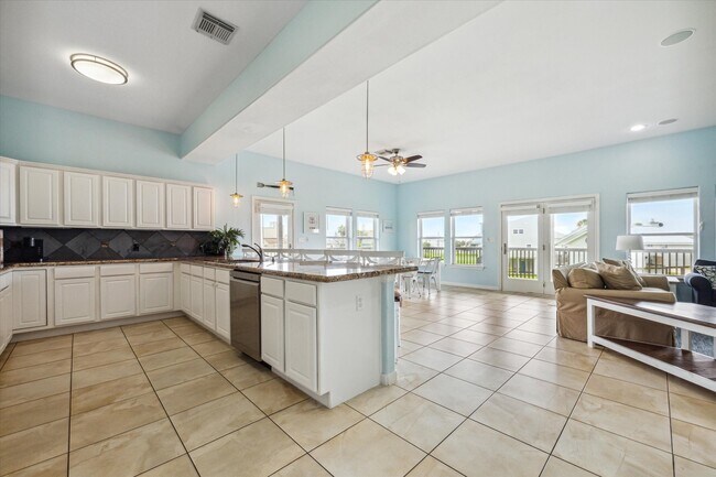 Building Photo - 4015 War Chest Ct