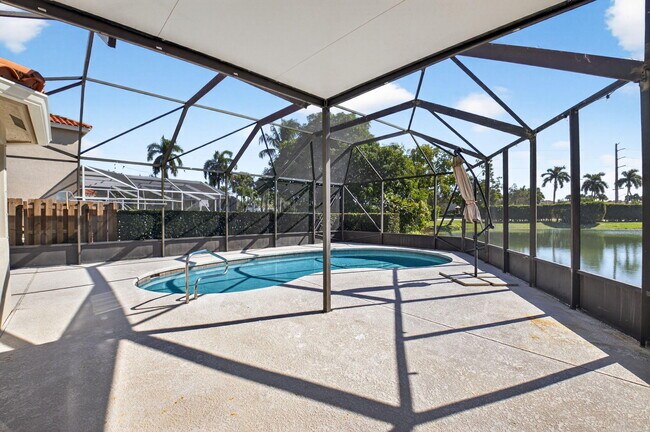 Building Photo - 7306 Spinnaker Bay Dr