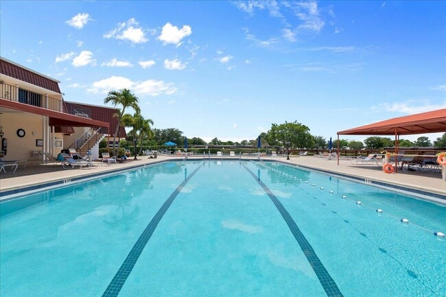 Building Photo - 102 Amherst Ln