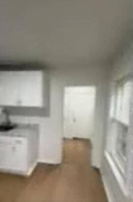 Building Photo - 588 Brown St