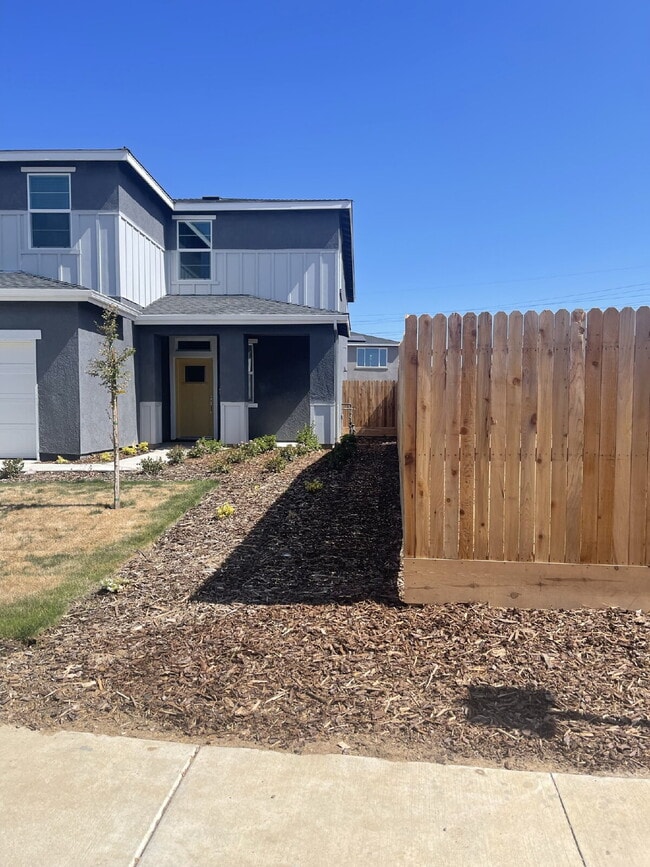 Building Photo - Coming soon "Spacious 5-Bedroom Retreat wi...