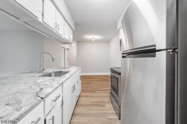 Building Photo - 111 Aimwick Ct