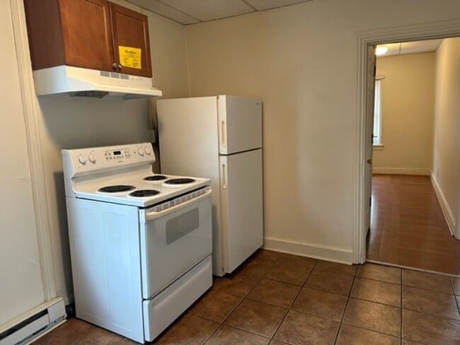 Building Photo - 201 S Market St