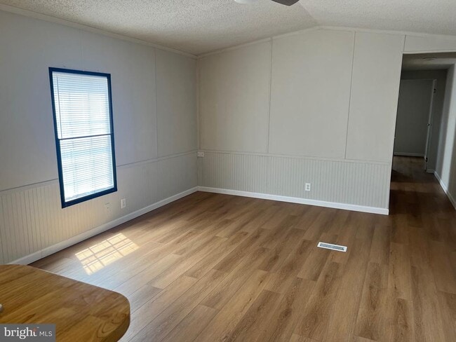 Building Photo - 126 Dugan Ct