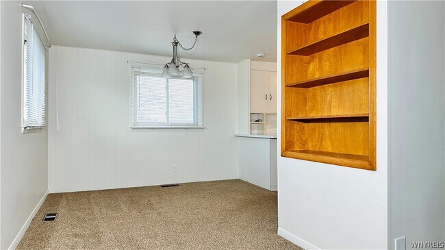 Building Photo - 954 Brighton Rd