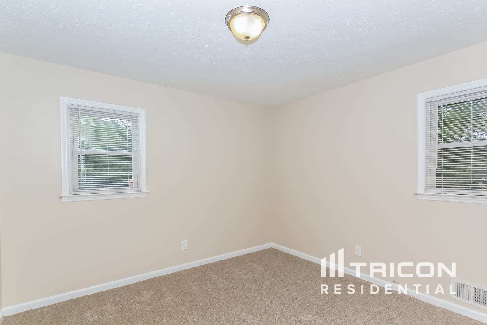 Building Photo - 6205 Dorsett Shoals Rd