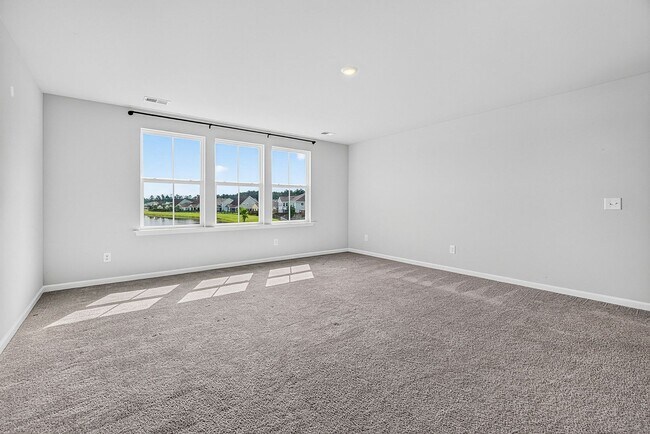 Building Photo - 204 Lake Minsi Dr