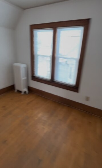 Building Photo - 510 Mather St