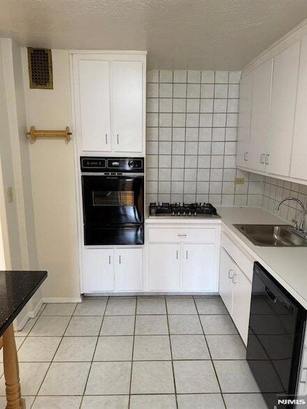 Building Photo - 39 E 39th St
