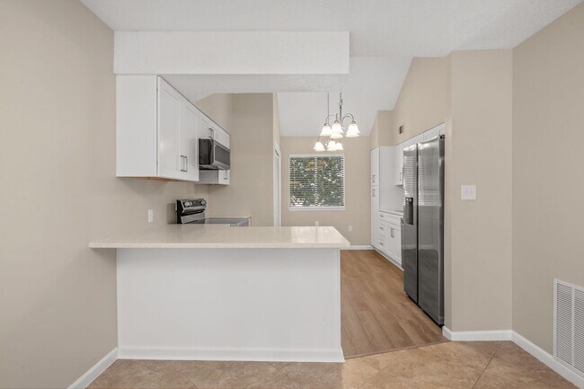Building Photo - 41 Marina Cove Dr