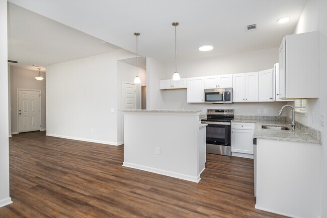 Building Photo - 246 Brownstone Loop