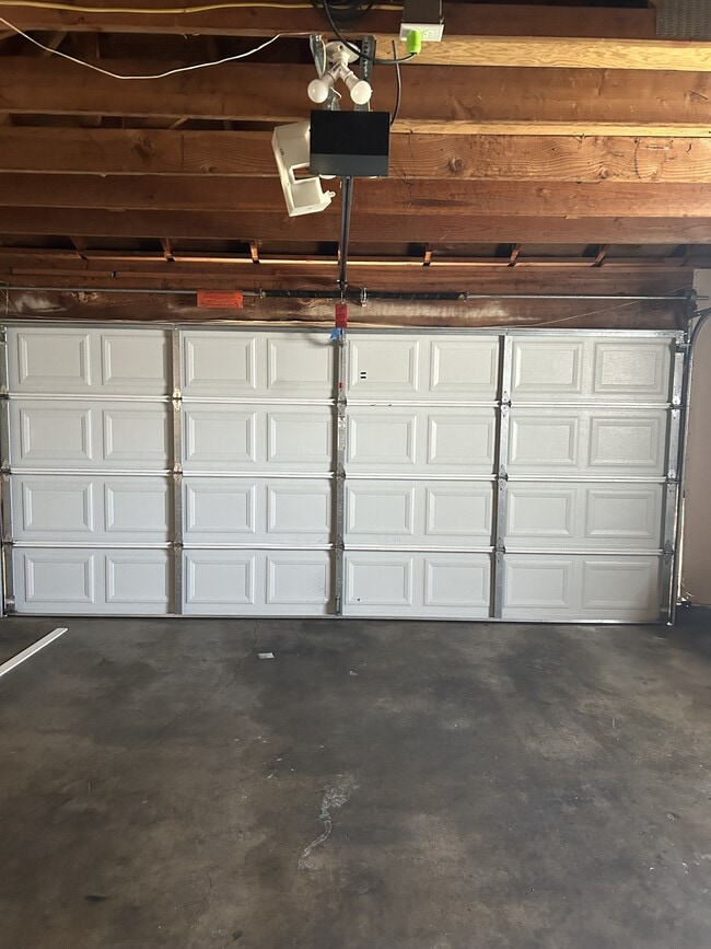 Building Photo - 3000 Keller St