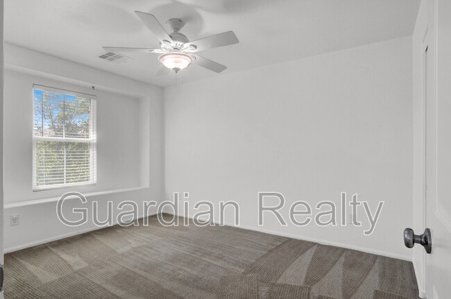 Building Photo - 11070 Neets Bay St