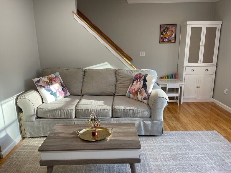 Building Photo - 21 Merrimac Way