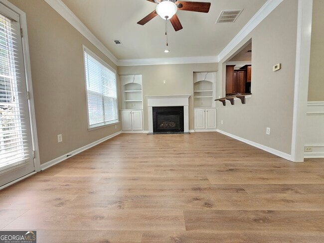 Building Photo - 6162 Deluna Way