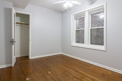 Building Photo - 3820 N Sheffield Ave
