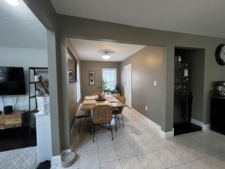 Dining ROom - 81 Morton Ave