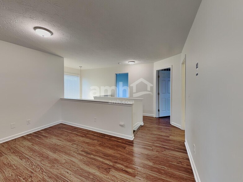 Building Photo - 9302 Hardwicke Ln