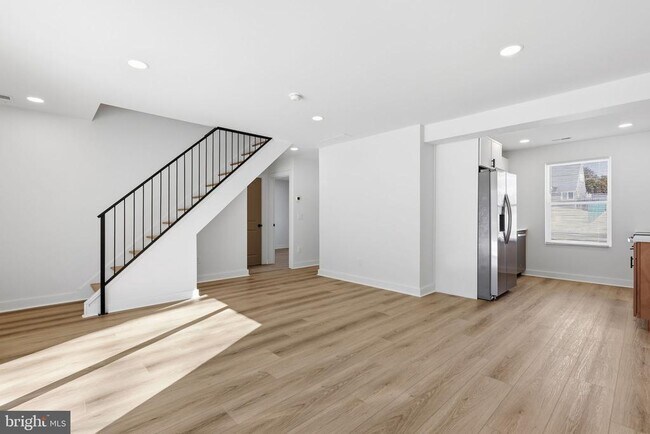 Building Photo - 29 Rocky Pool Ln