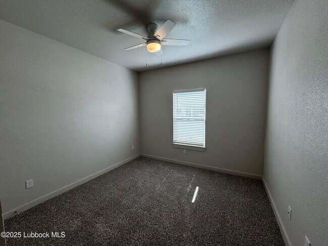 Building Photo - 10917 Abbeville Ave