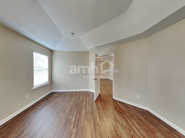Building Photo - 202 Annaberg Ln