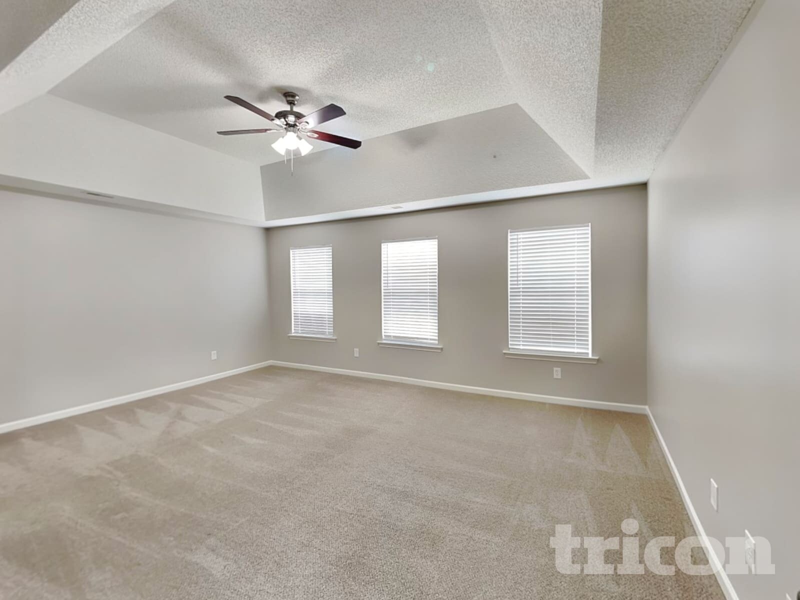 Building Photo - 2208 Ballingarry Dr