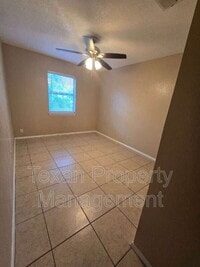 Building Photo - 1012 Lynn St