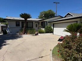 Building Photo - 6629 Melba Ave