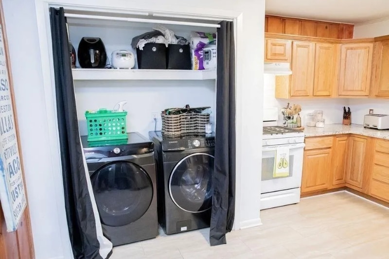 Building Photo - 1526 Goliad St