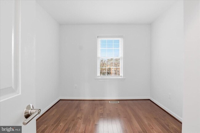 Building Photo - 5118 Woodmire Ln