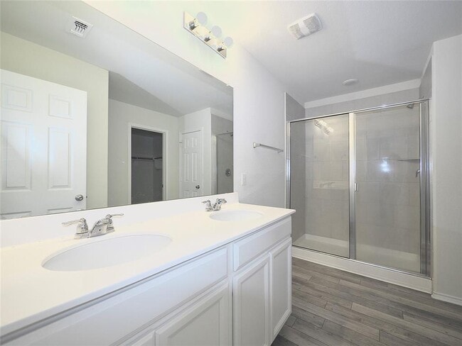 Building Photo - 2329 Cliffbrake Wy