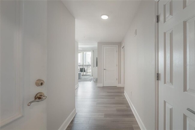 Building Photo - 345 Bayshore Blvd